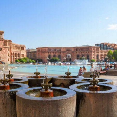 Luxury Apartment With Jacuzzi On Republic Square Jerevan Exteriör bild