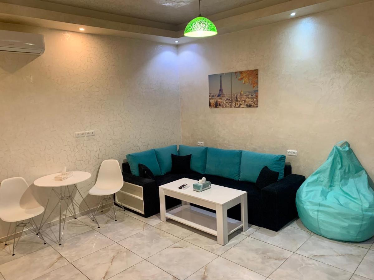 Luxury Apartment With Jacuzzi On Republic Square Jerevan Exteriör bild