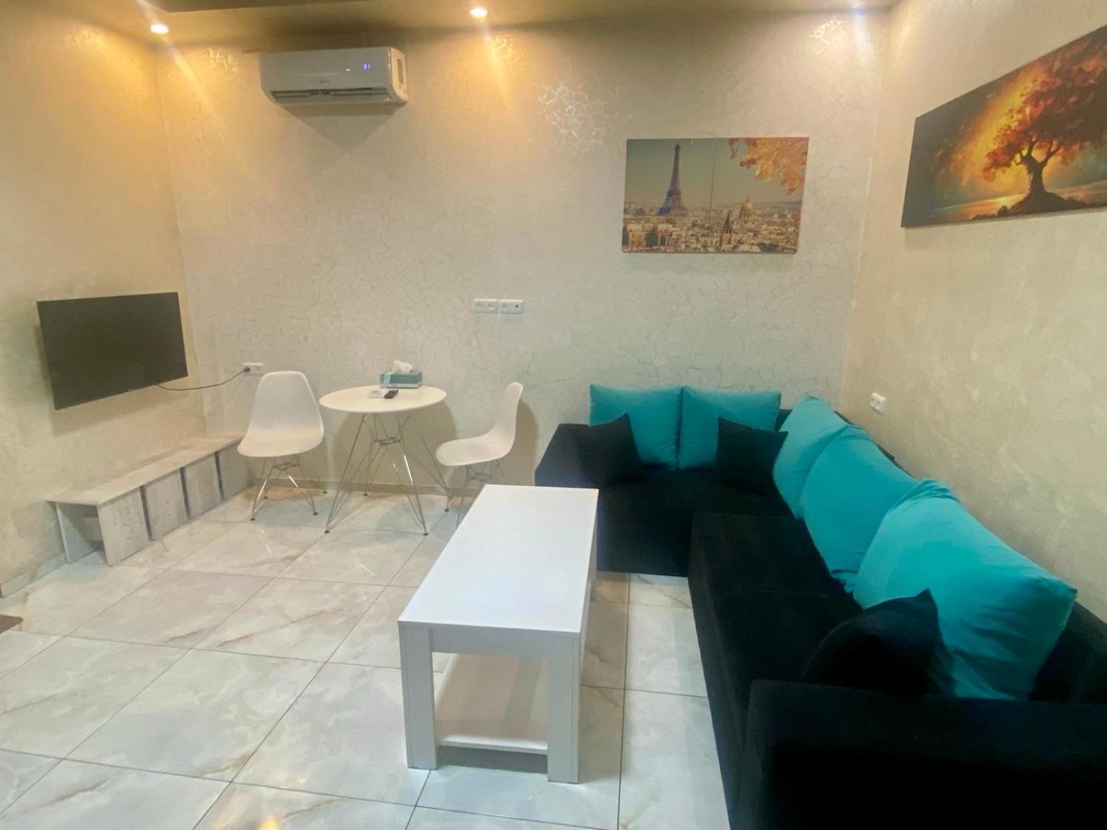 Luxury Apartment With Jacuzzi On Republic Square Jerevan Exteriör bild