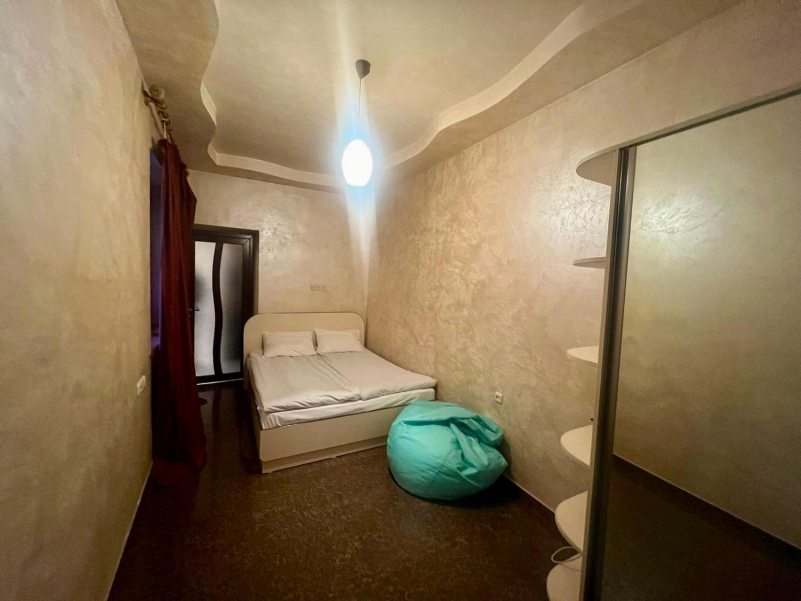 Luxury Apartment With Jacuzzi On Republic Square Jerevan Exteriör bild
